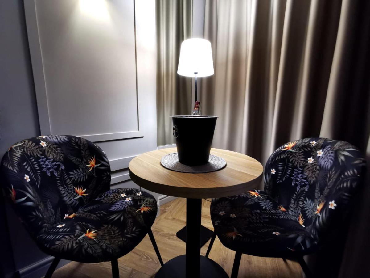 Alnis Boutique Villa Constanta Bagian luar foto