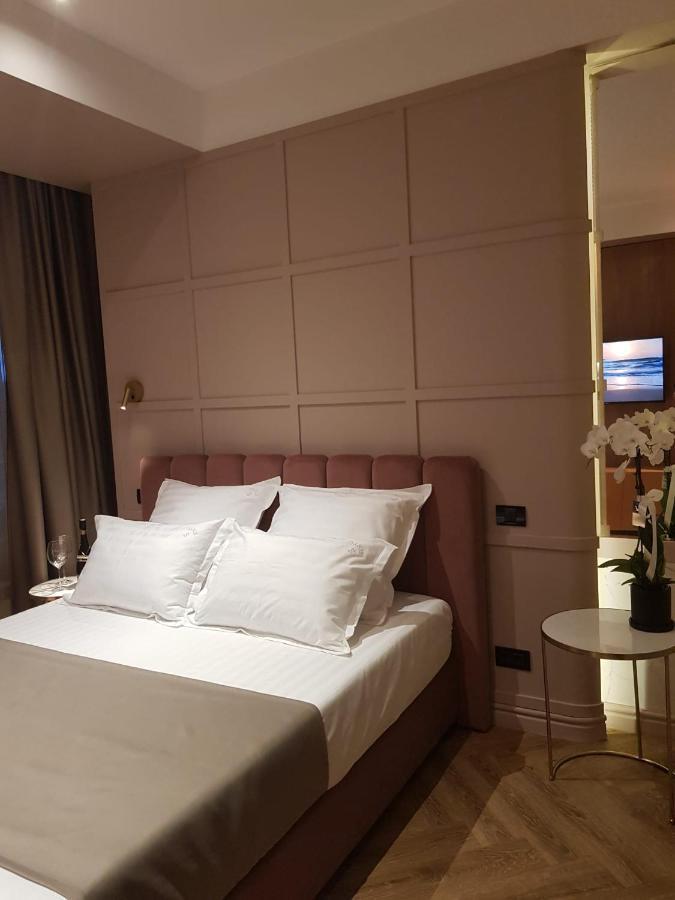 Alnis Boutique Villa Constanta Bagian luar foto