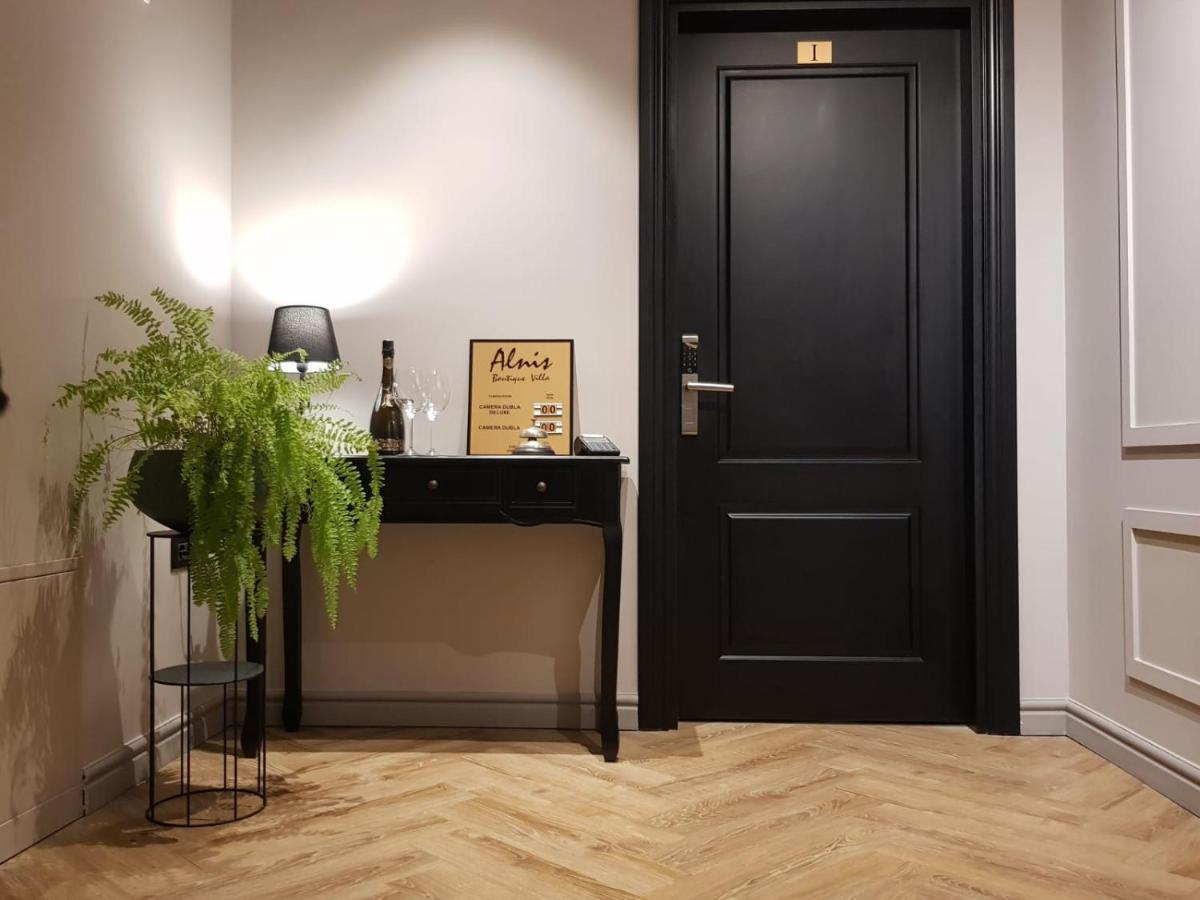 Alnis Boutique Villa Constanta Bagian luar foto