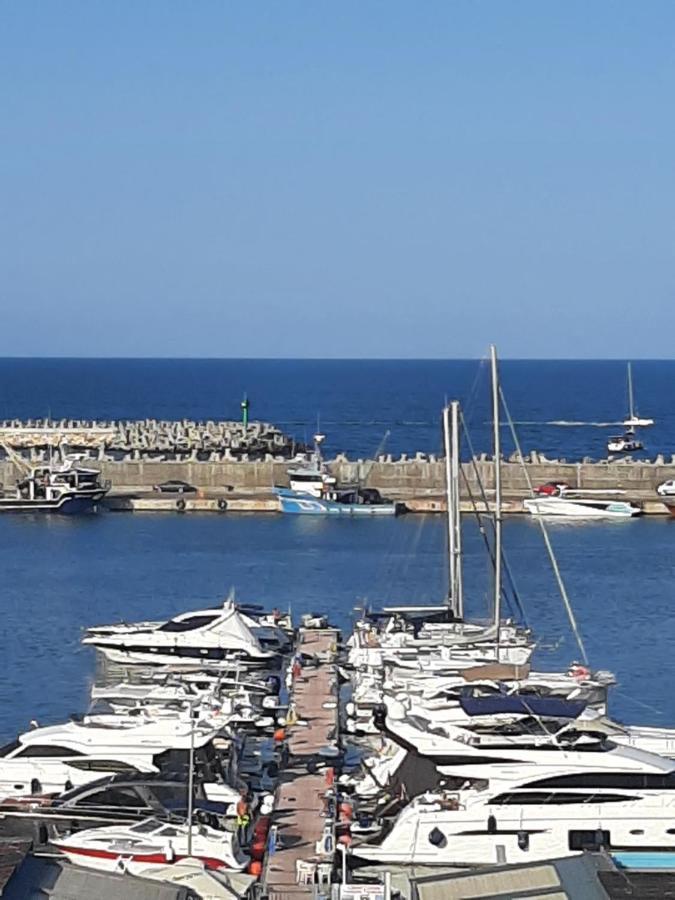 Alnis Boutique Villa Constanta Bagian luar foto