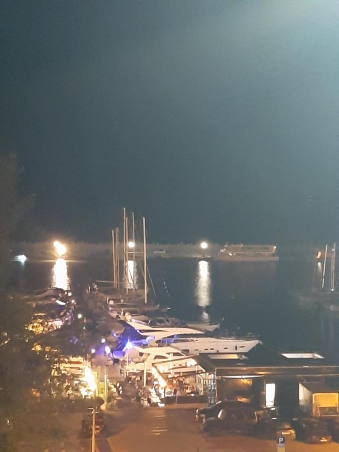 Alnis Boutique Villa Constanta Bagian luar foto