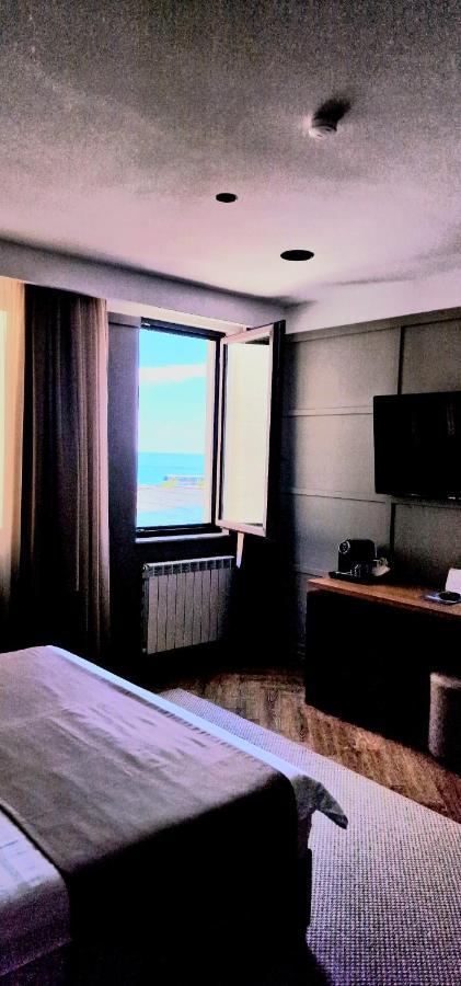 Alnis Boutique Villa Constanta Bagian luar foto